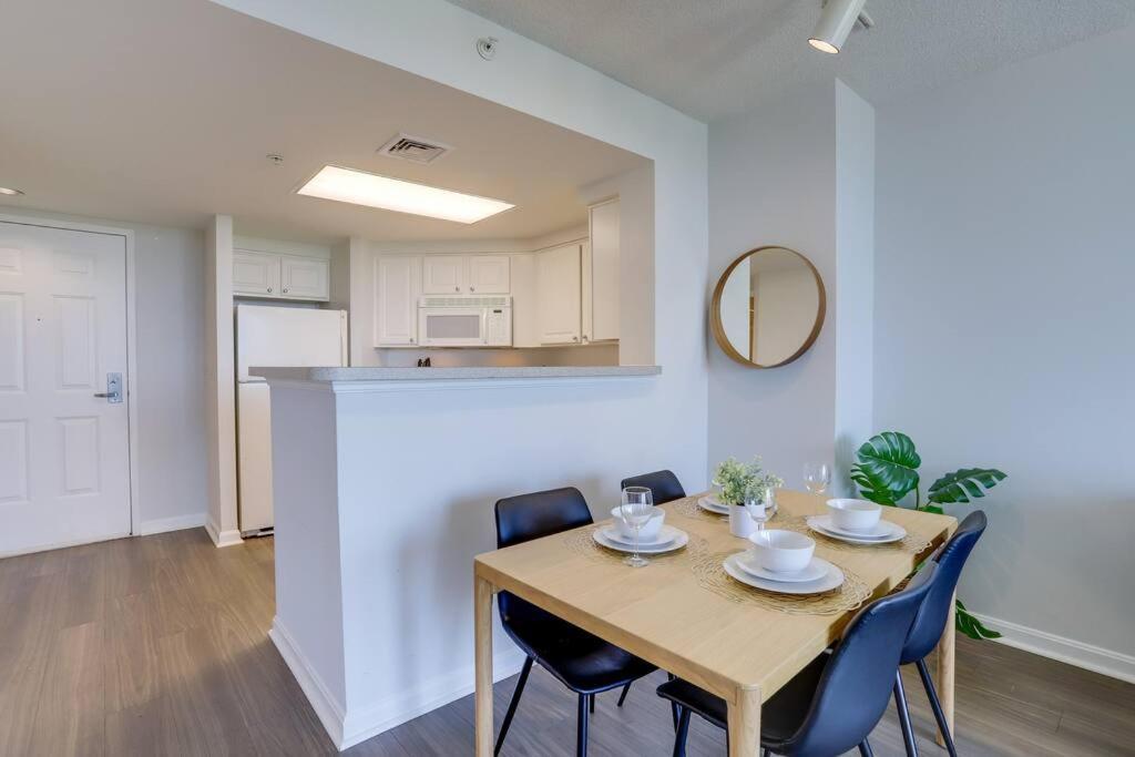 Exclusive Apt In Ballston With Gym Arlington Eksteriør billede