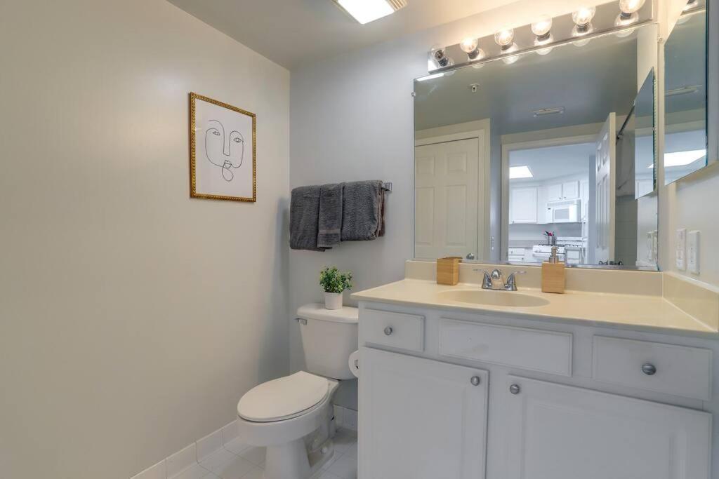 Exclusive Apt In Ballston With Gym Arlington Eksteriør billede
