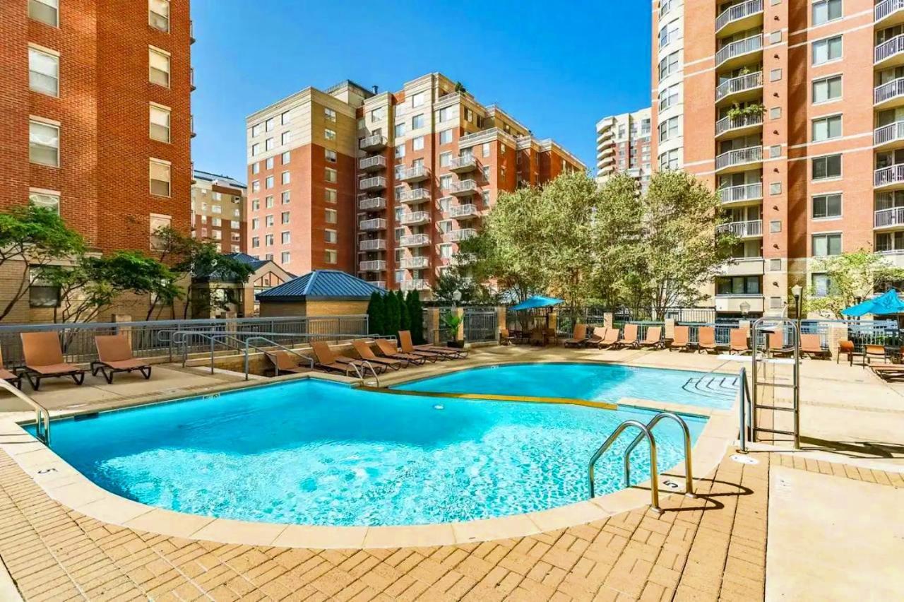 Exclusive Apt In Ballston With Gym Arlington Eksteriør billede